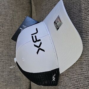 XFL Football Mesh Snapback Hat NWT‎